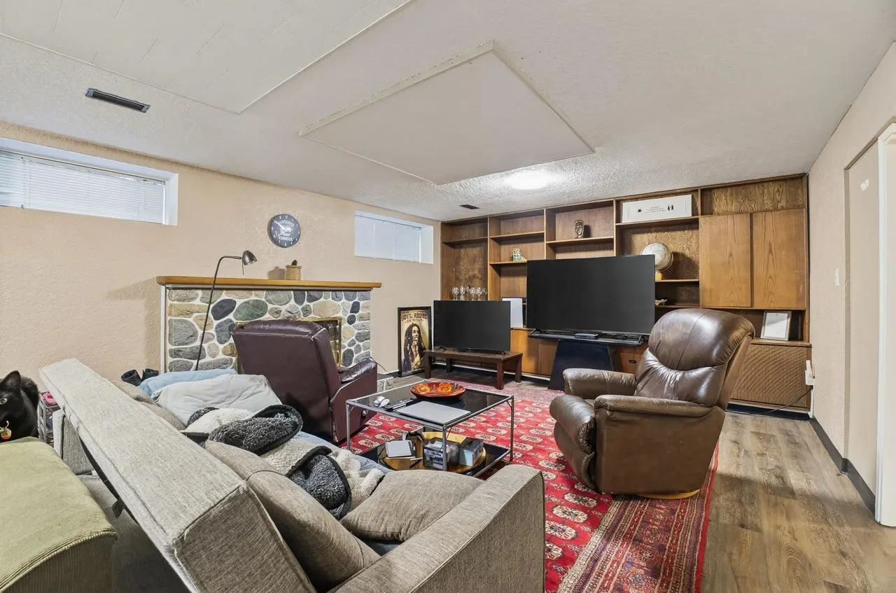 4158 Salish Drive