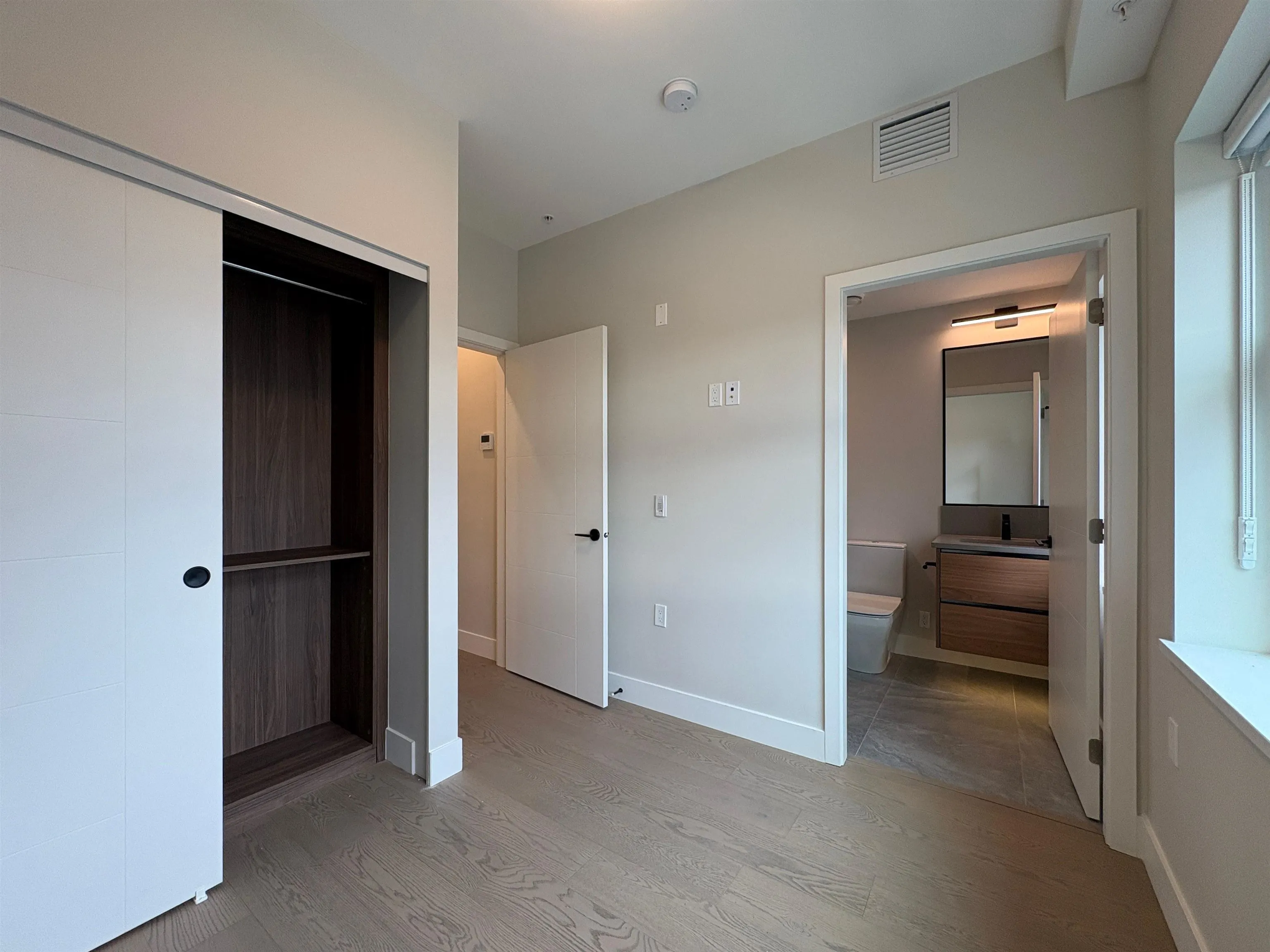 125 W 41st Avenue