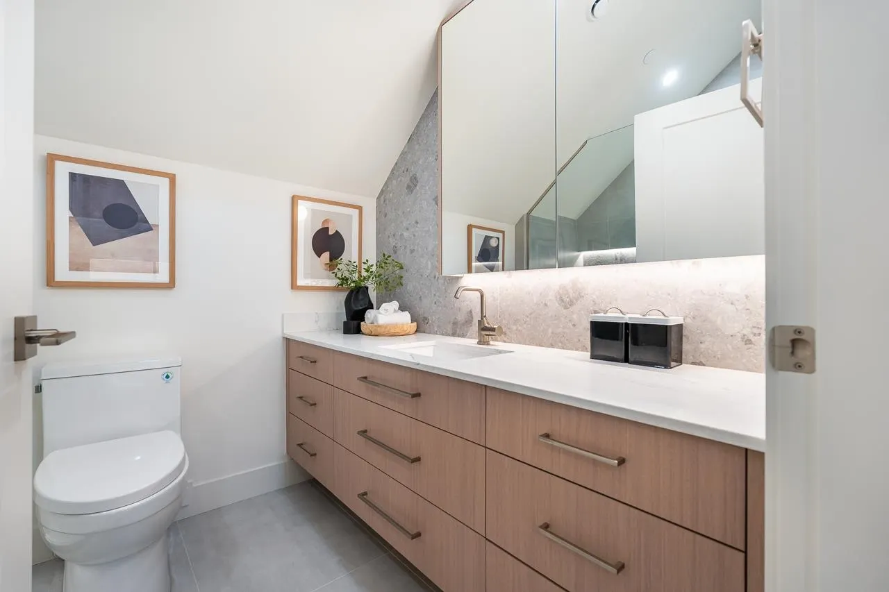 3345 W 13th Avenue #2