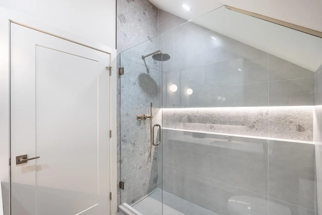 3345 W 13th Avenue #2