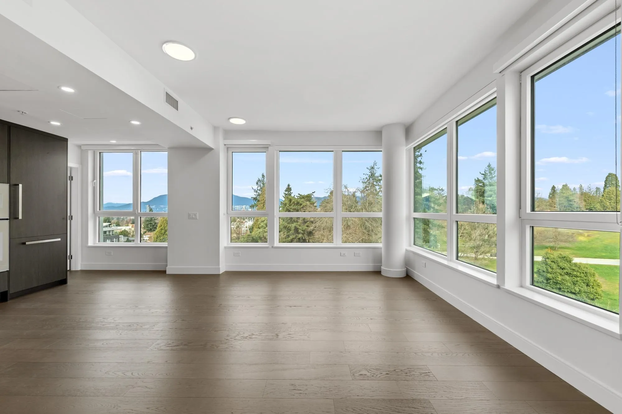 4908 Cambie Street #603