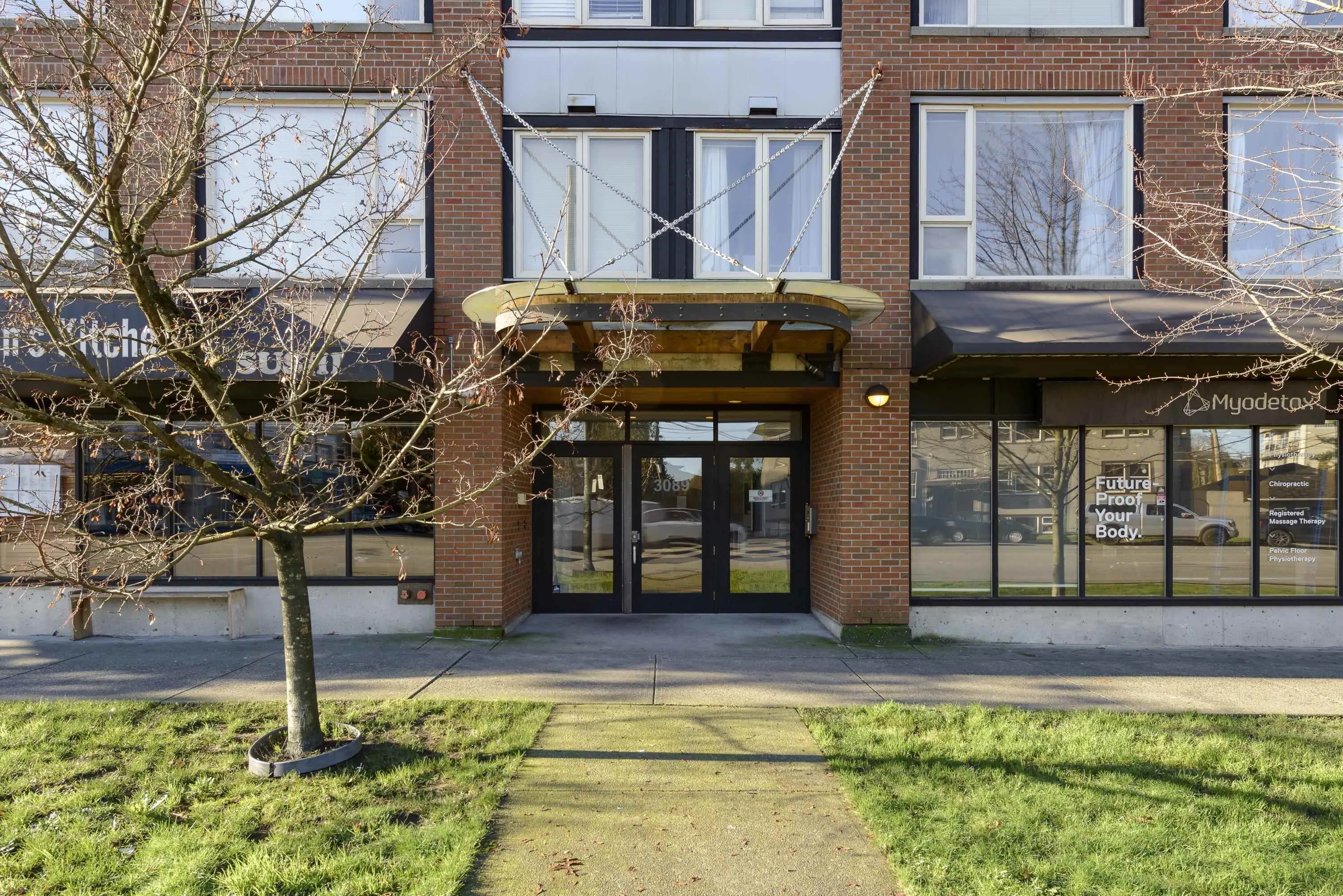 3089 Oak Street #206