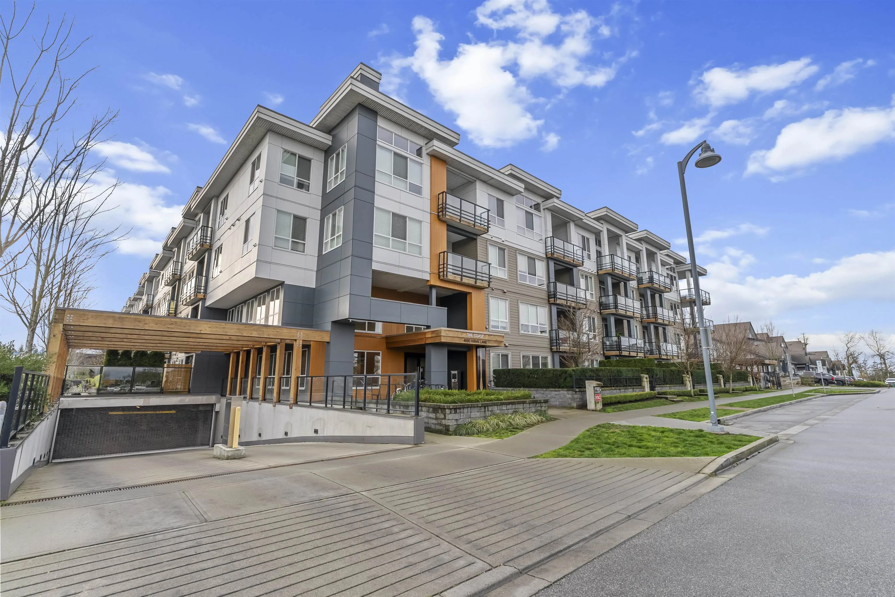 4690 Hawk Lane #213