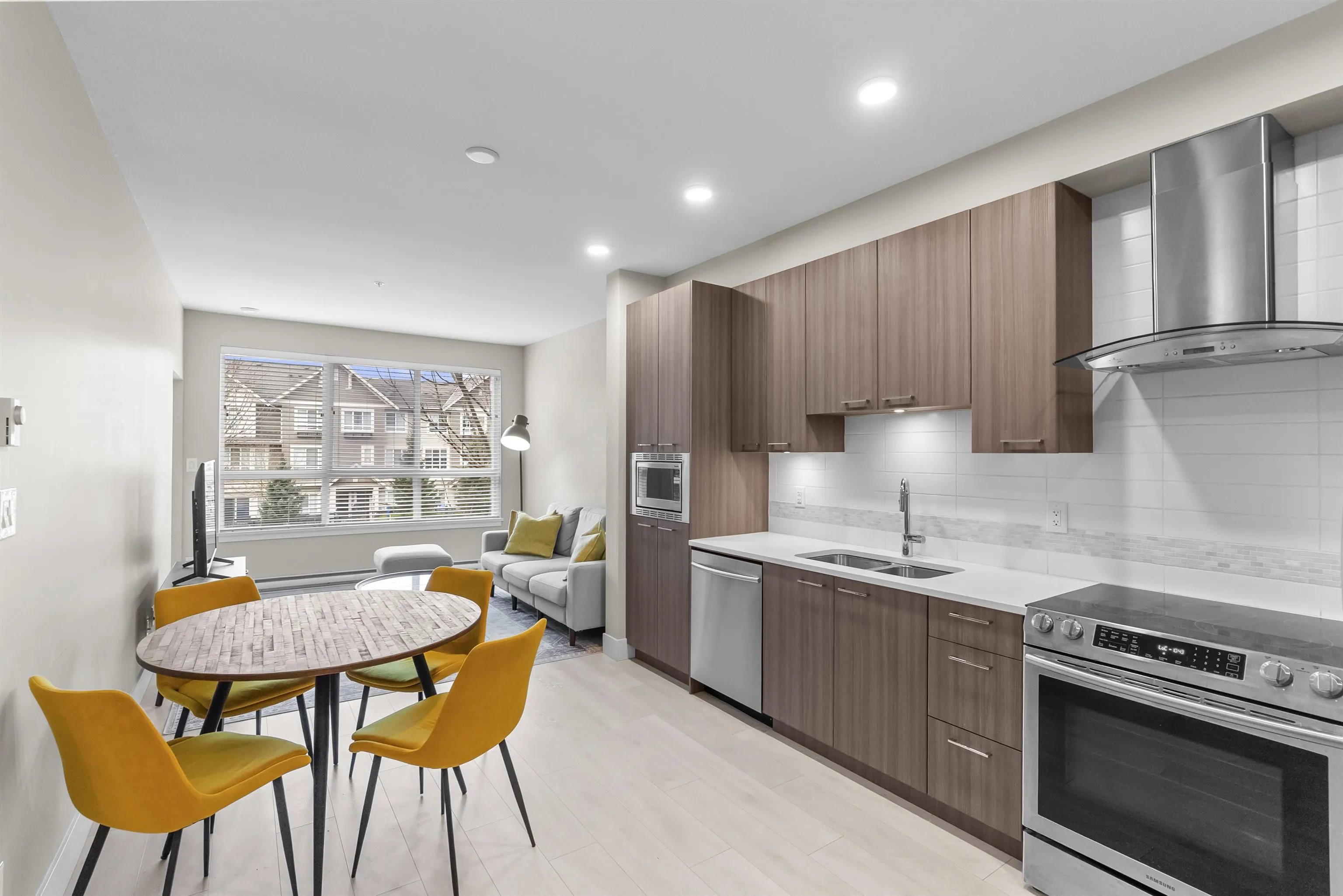 4690 Hawk Lane #213