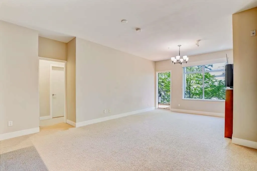5955 Iona Drive #207