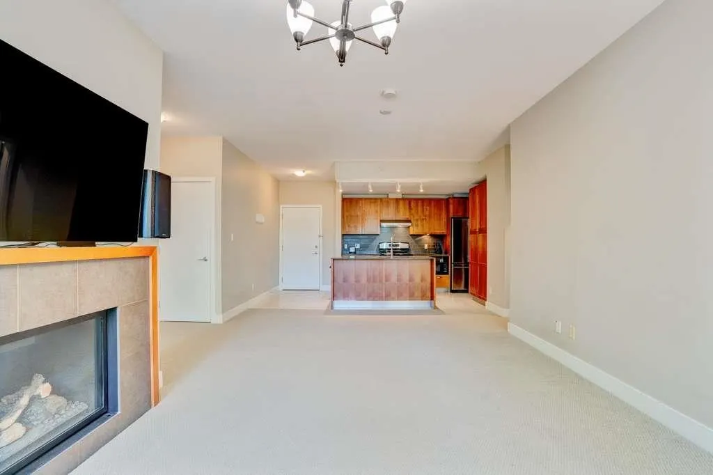 5955 Iona Drive #207