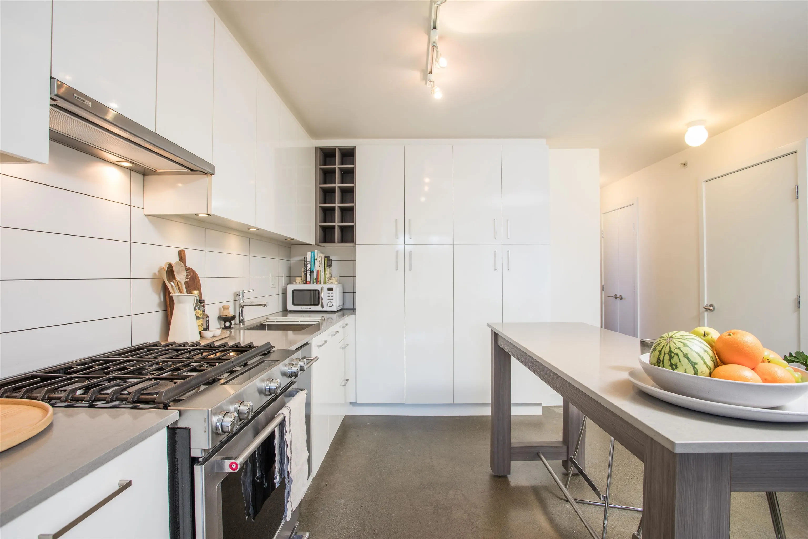 231 E Pender Street #307
