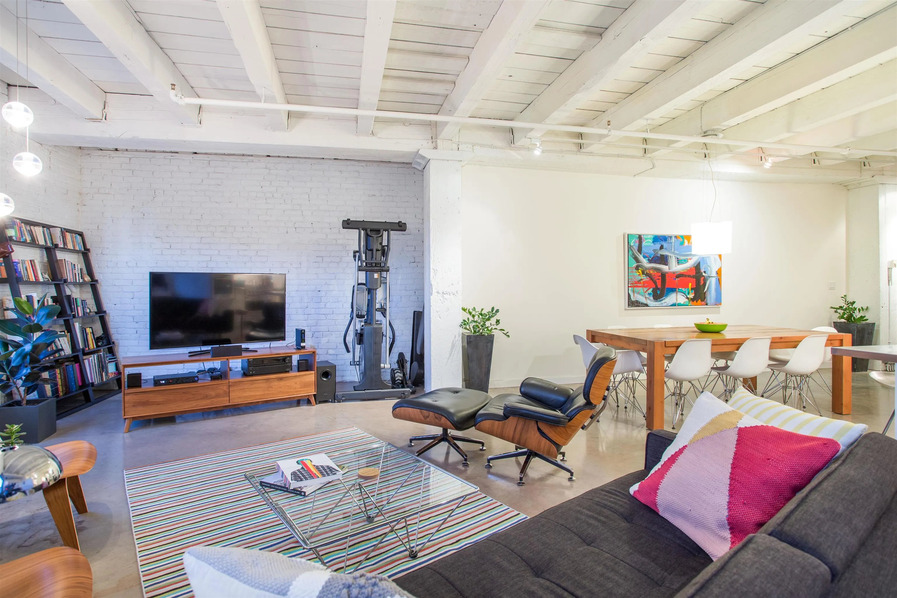 55 E Cordova Street #303