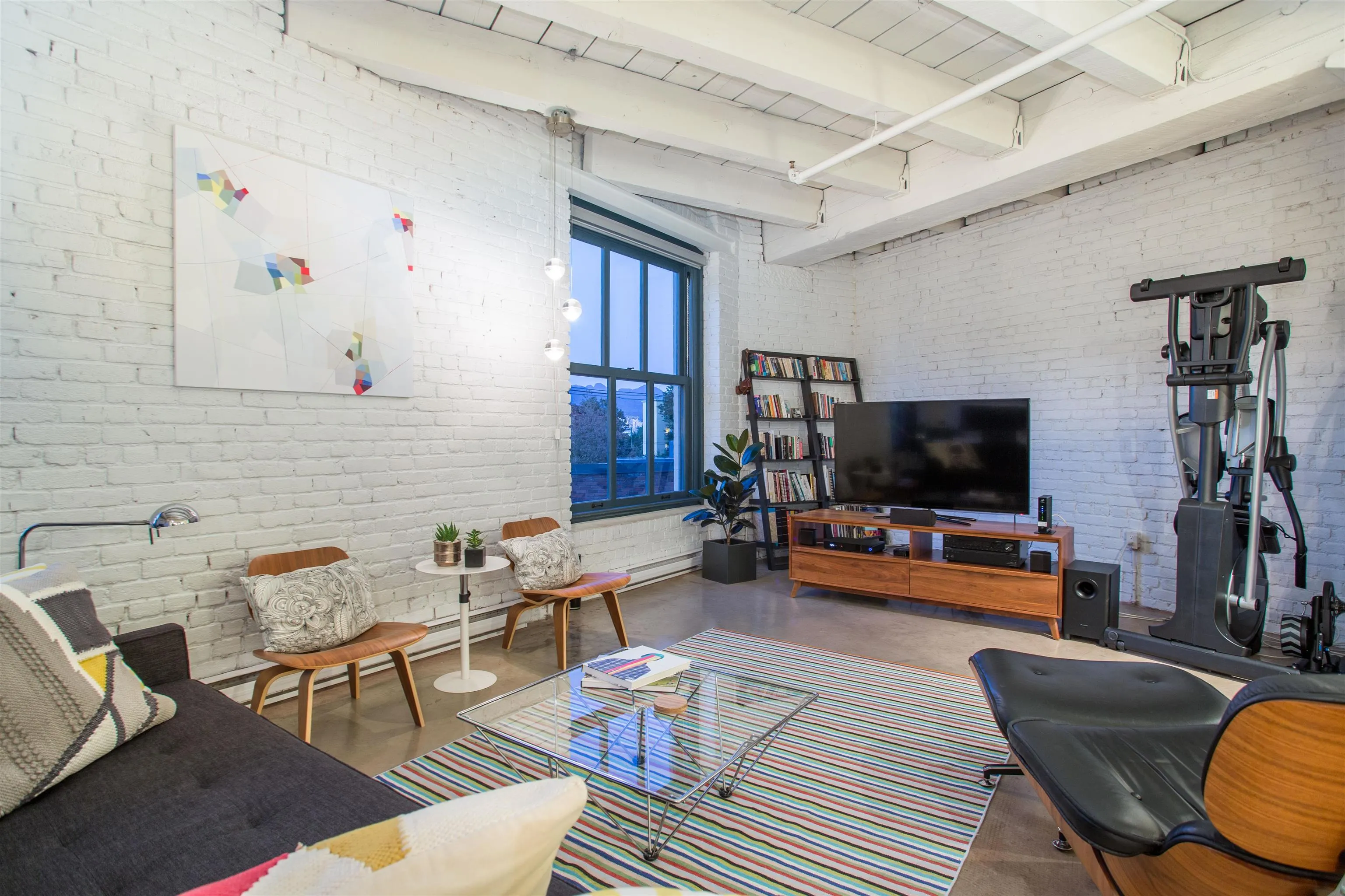 55 E Cordova Street #303