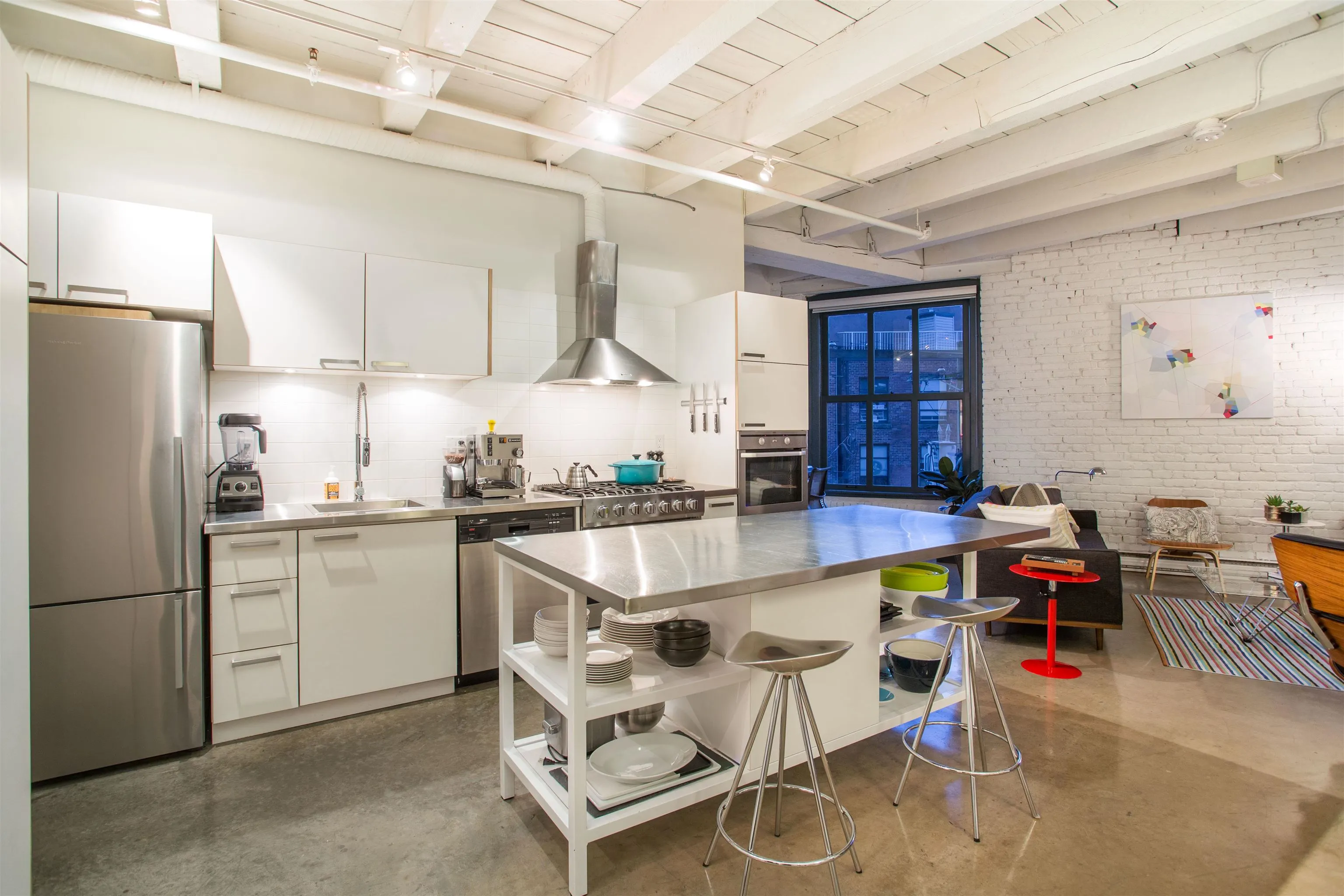 55 E Cordova Street #303