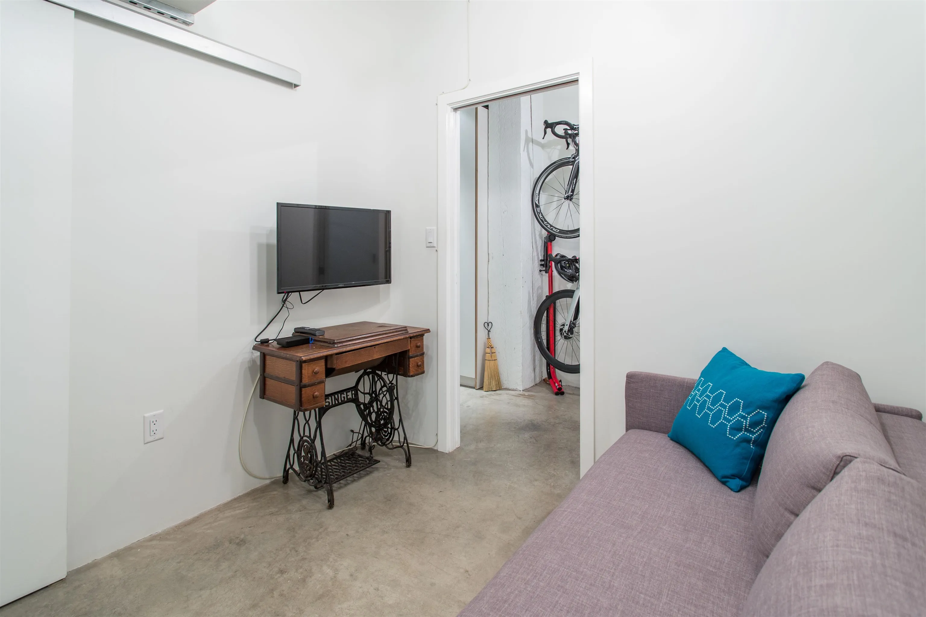 55 E Cordova Street #303