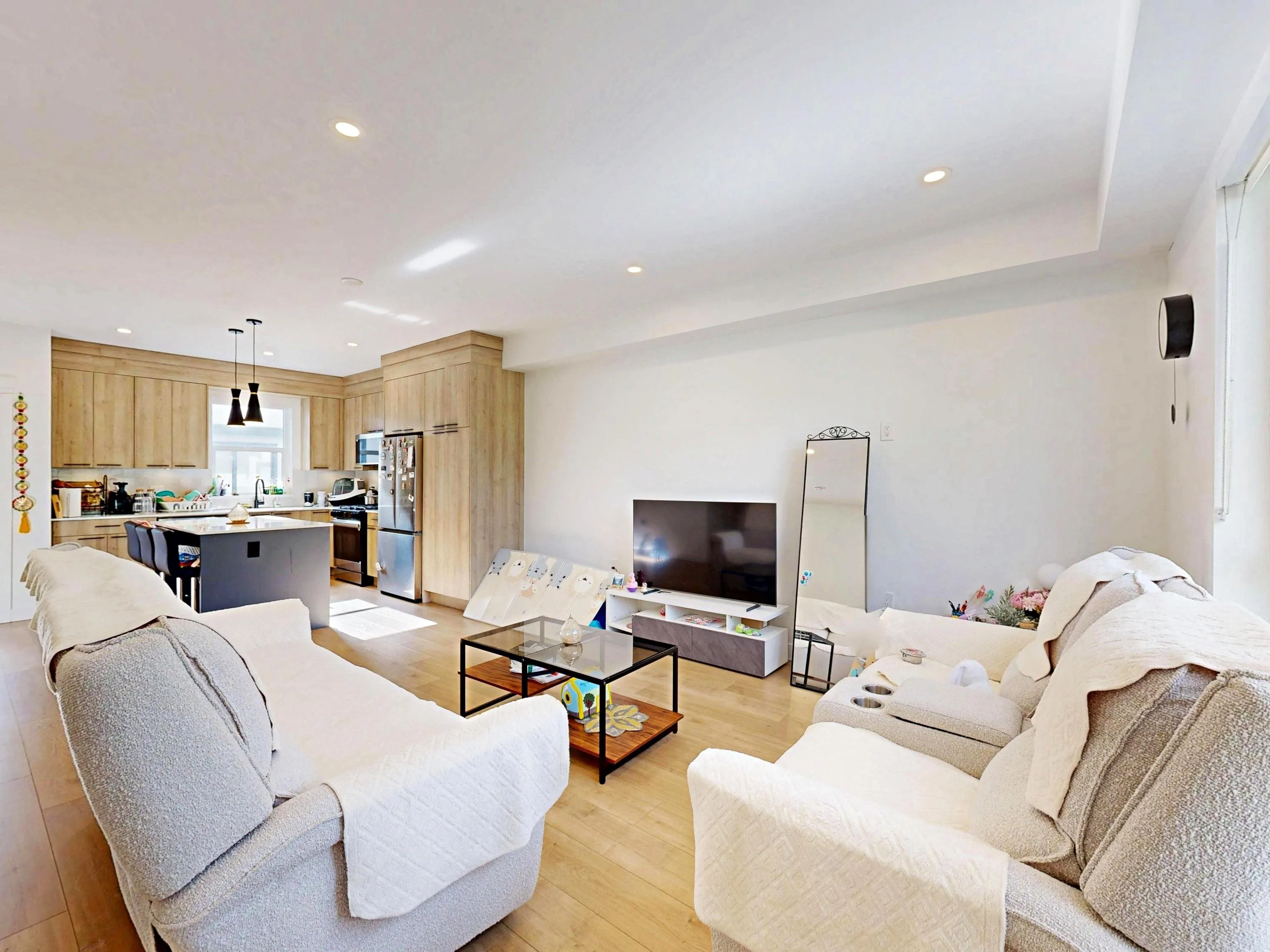 10527 155 Street #28