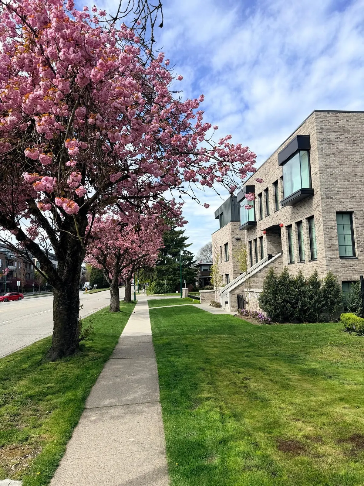 157 W King Edward Avenue #101