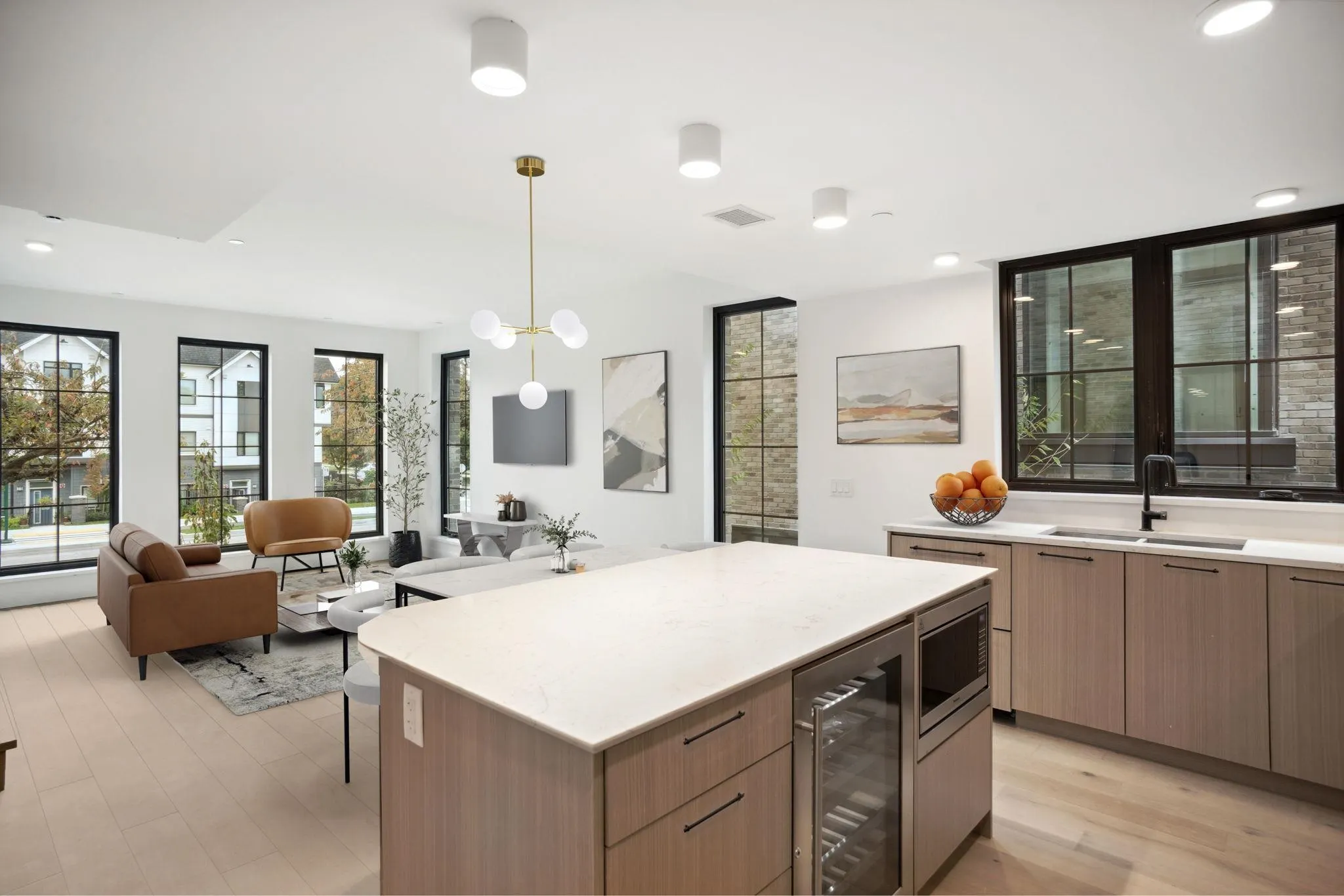 157 W King Edward Avenue #101