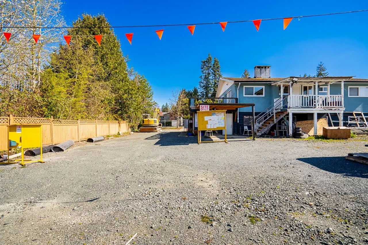 13782 Harper Road