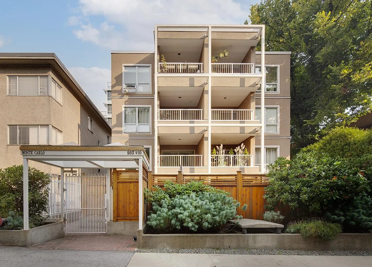 985 W 10th Avenue #203