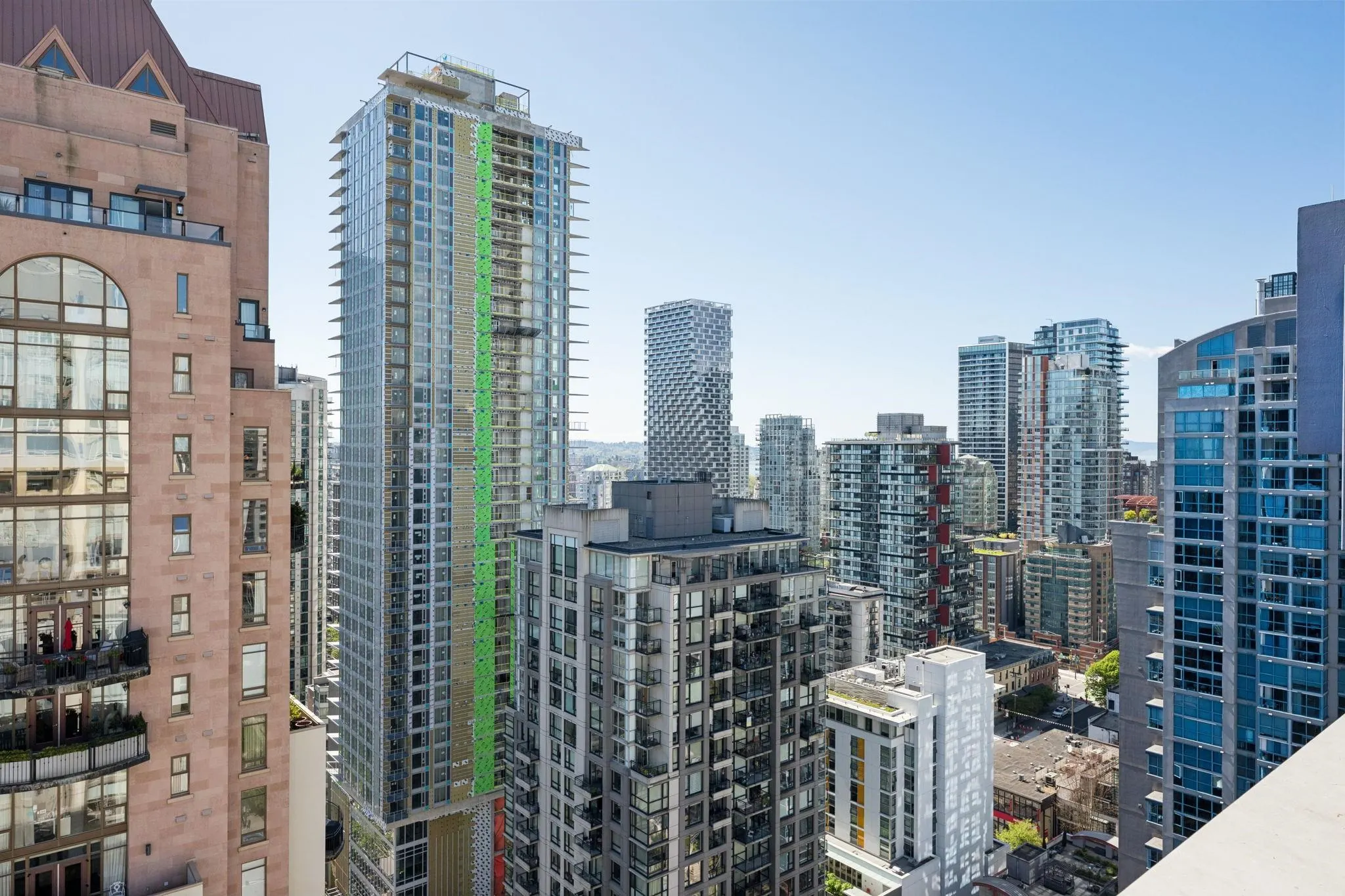 1238 Richards Street #2601