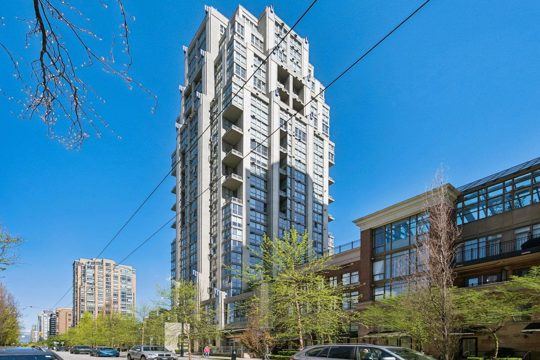1238 Richards Street #2601