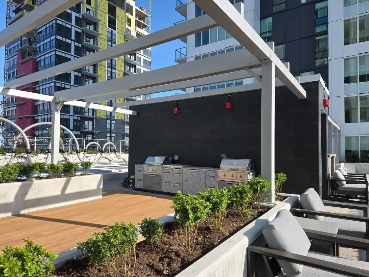 485 W 42nd Avenue #2505