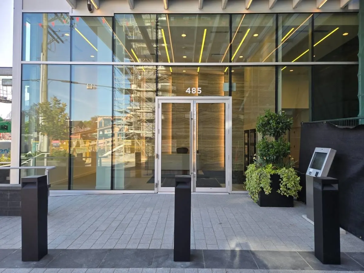 485 W 42nd Avenue #2505