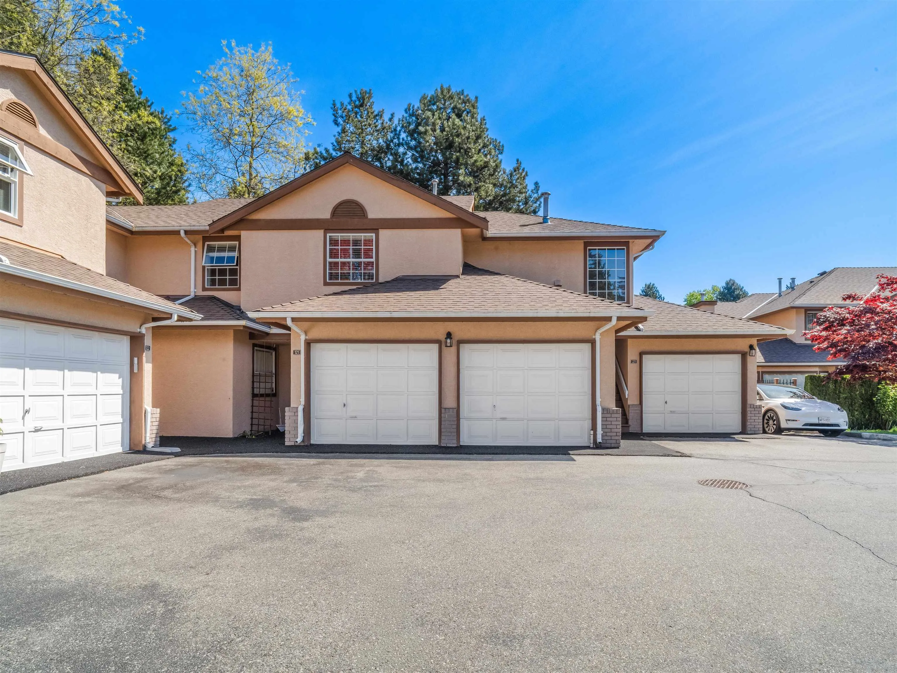 14861 98 Avenue #221