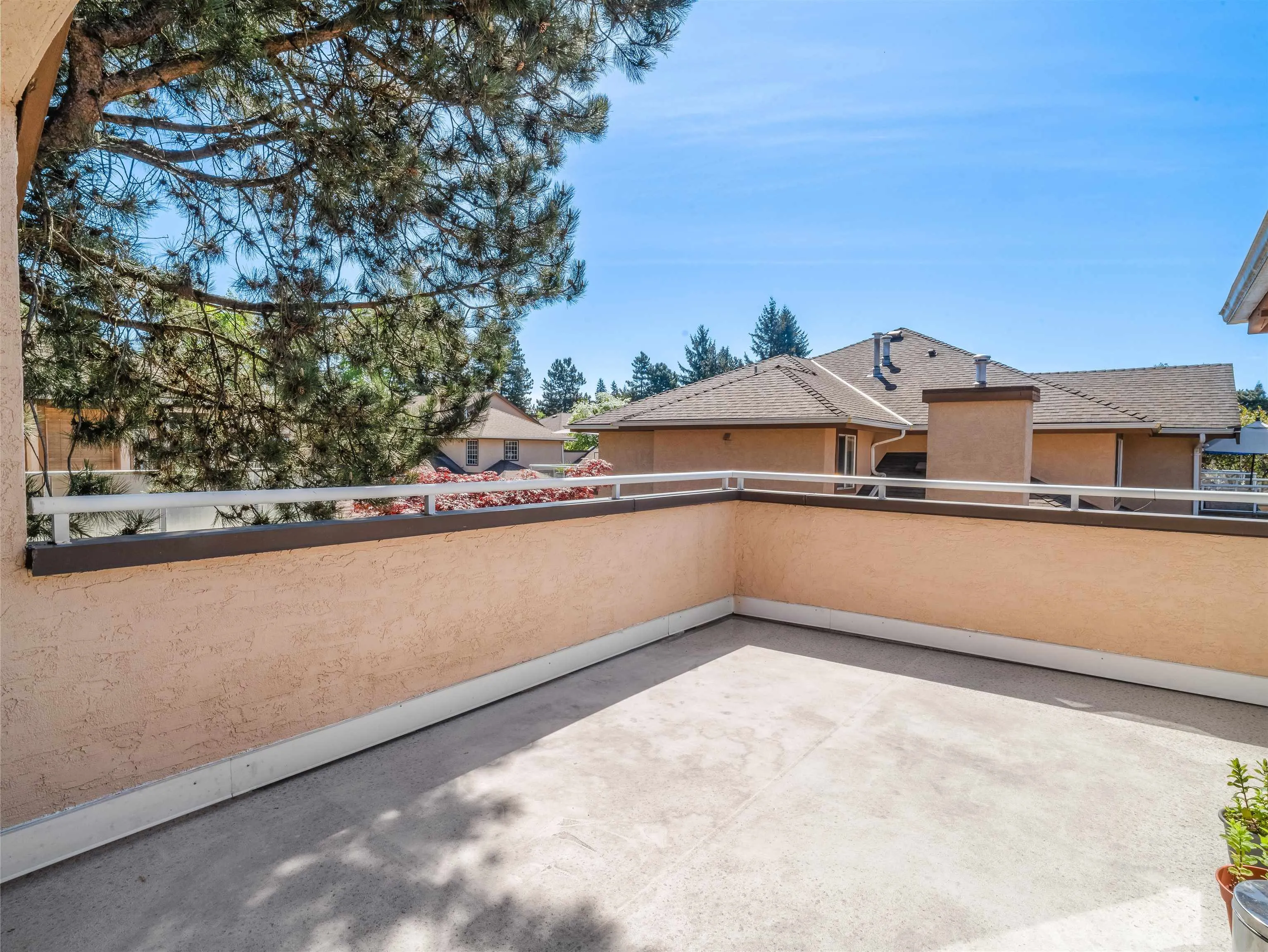 14861 98 Avenue #221