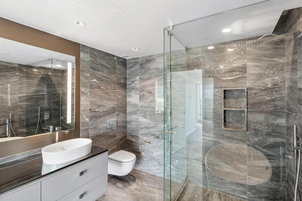 1151 W Georgia Street #4106