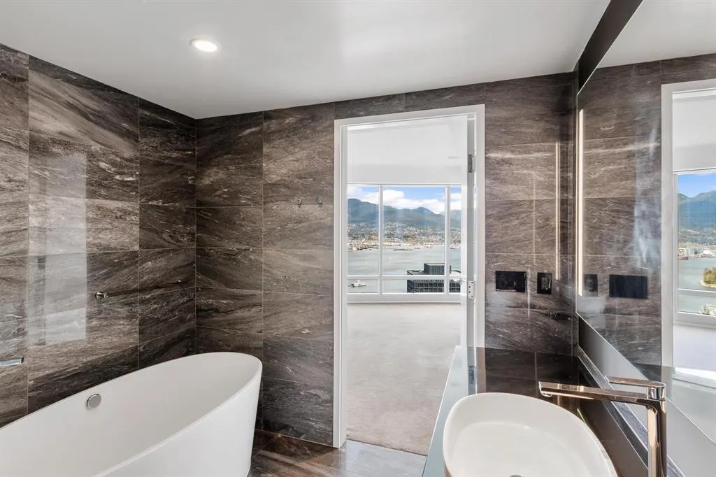 1151 W Georgia Street #4106