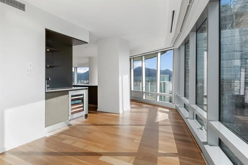 1151 W Georgia Street #4106