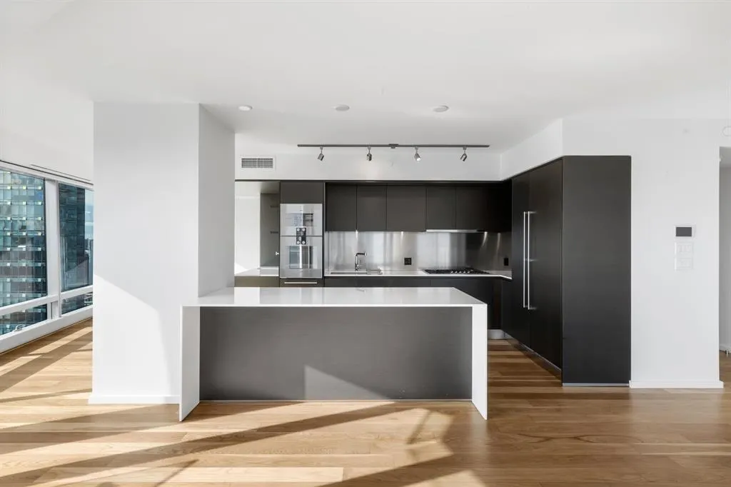 1151 W Georgia Street #4106