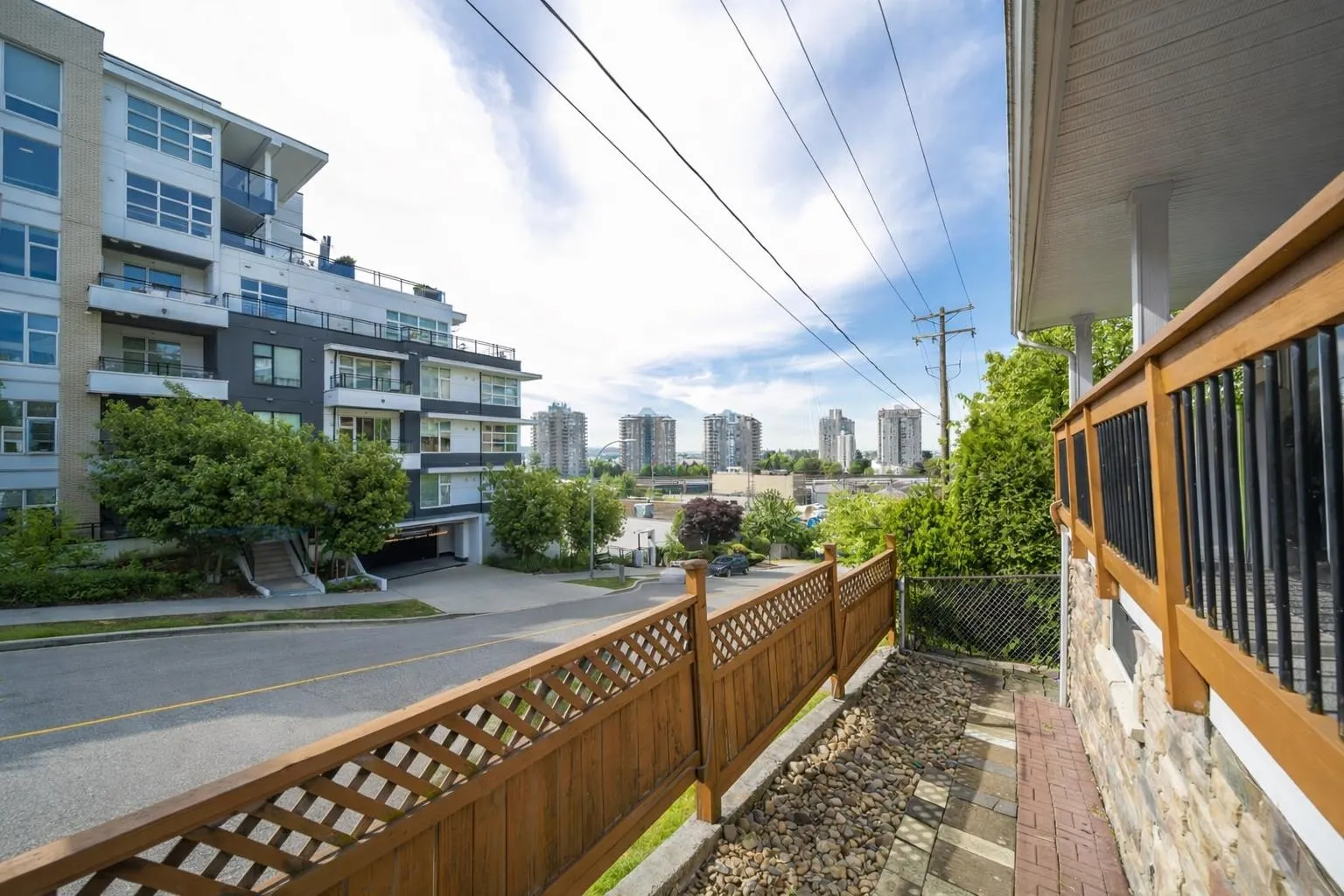 1011 Auckland Street