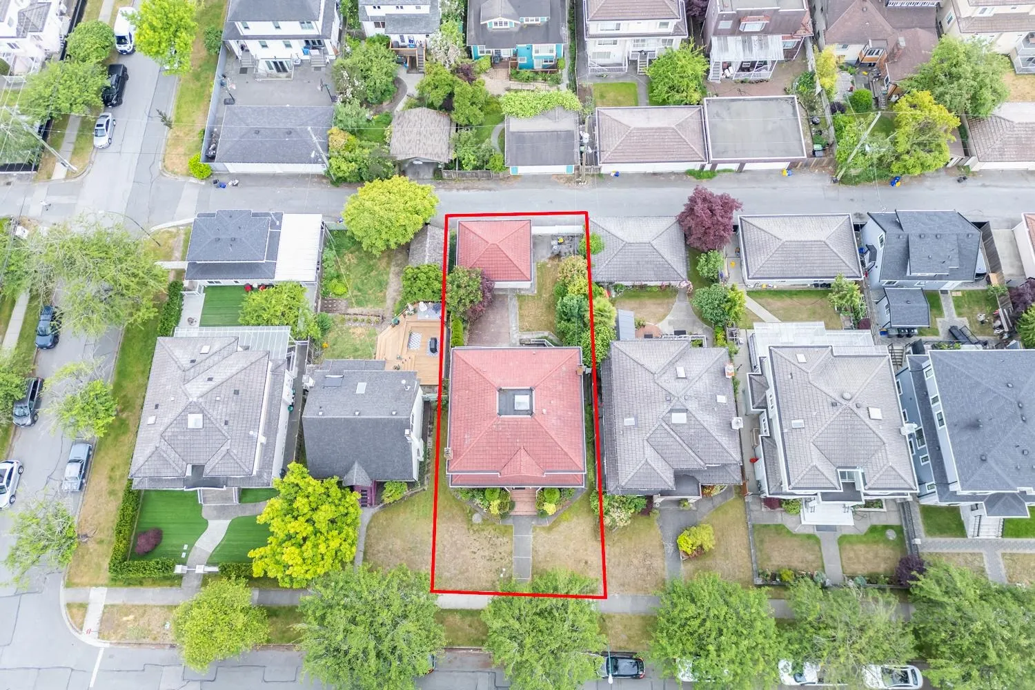 122 W 43rd Avenue