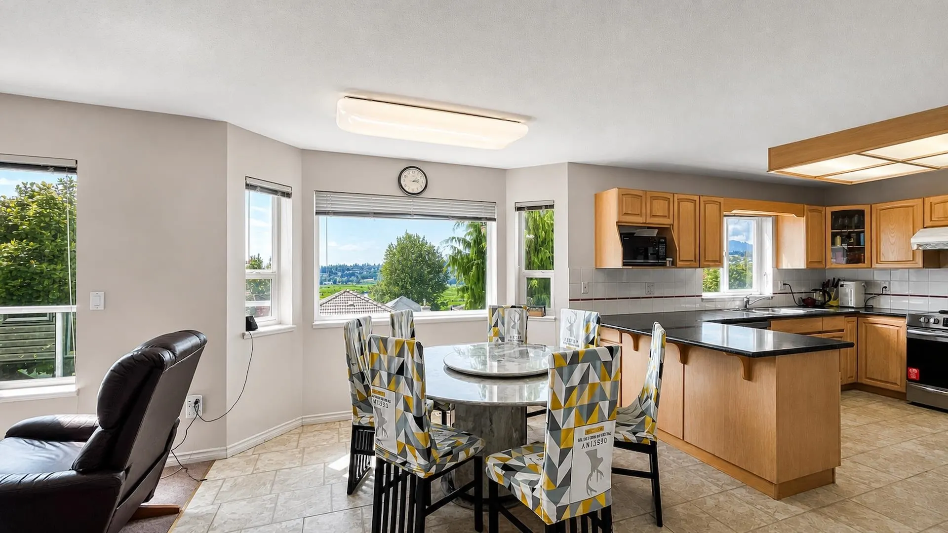1161 Coutts Way