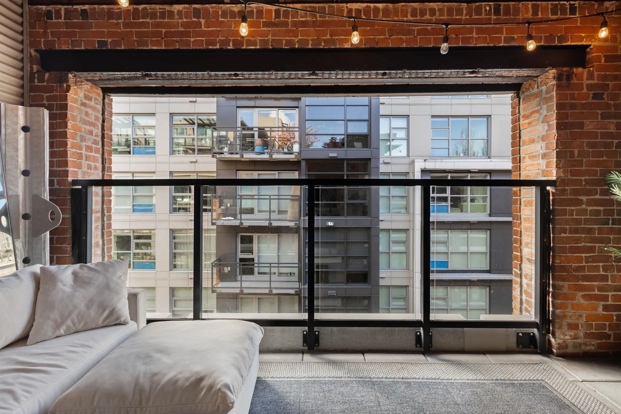 388 W 1st Avenue #410