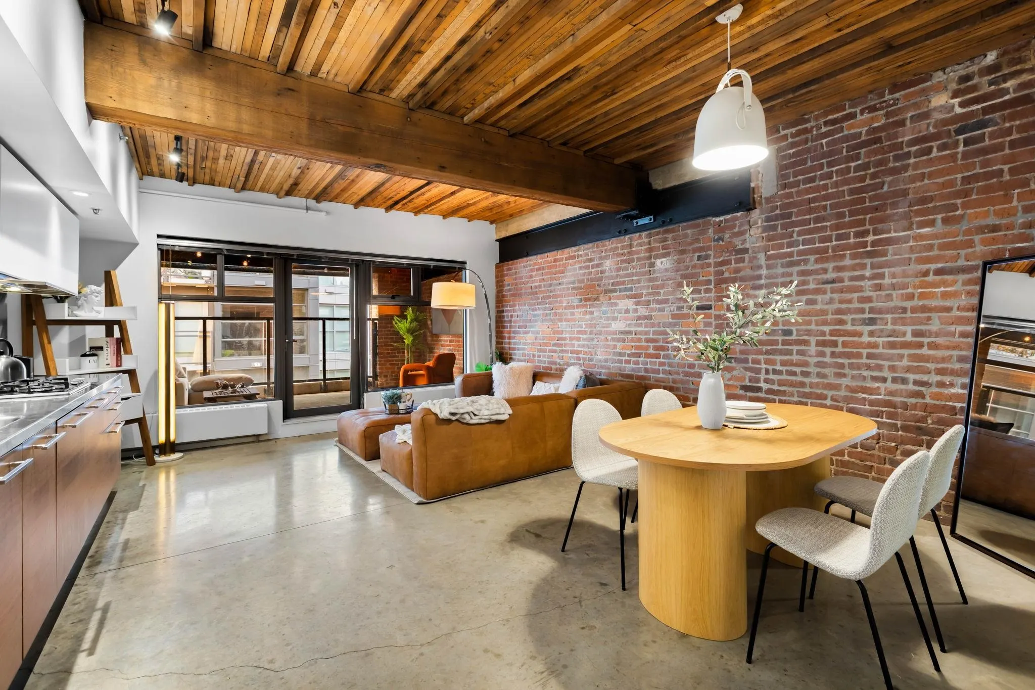 388 W 1st Avenue #410