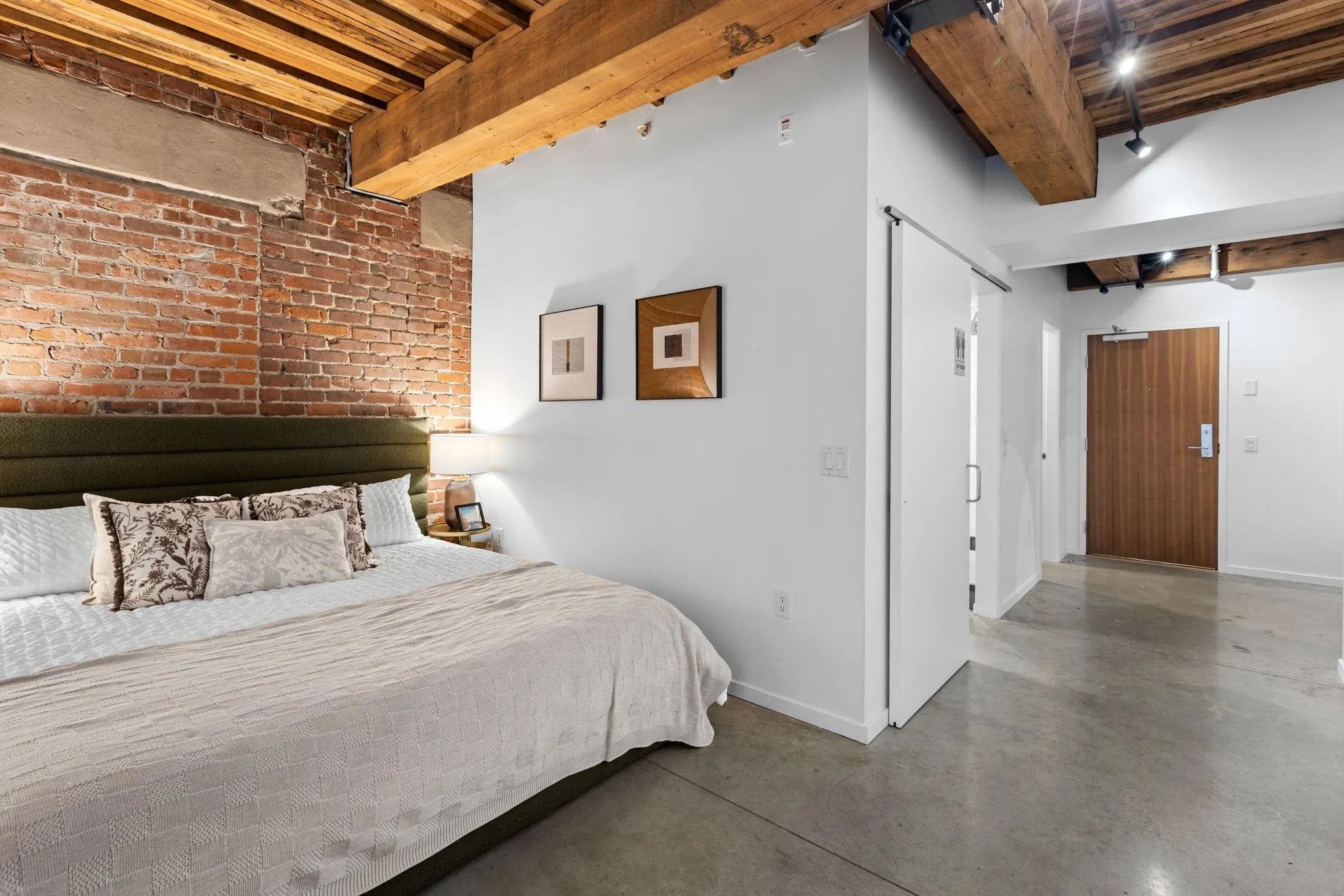 388 W 1st Avenue #410