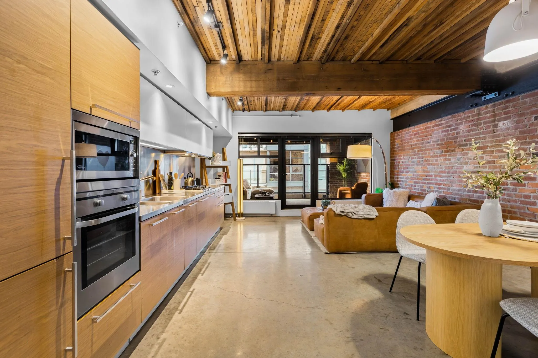 388 W 1st Avenue #410