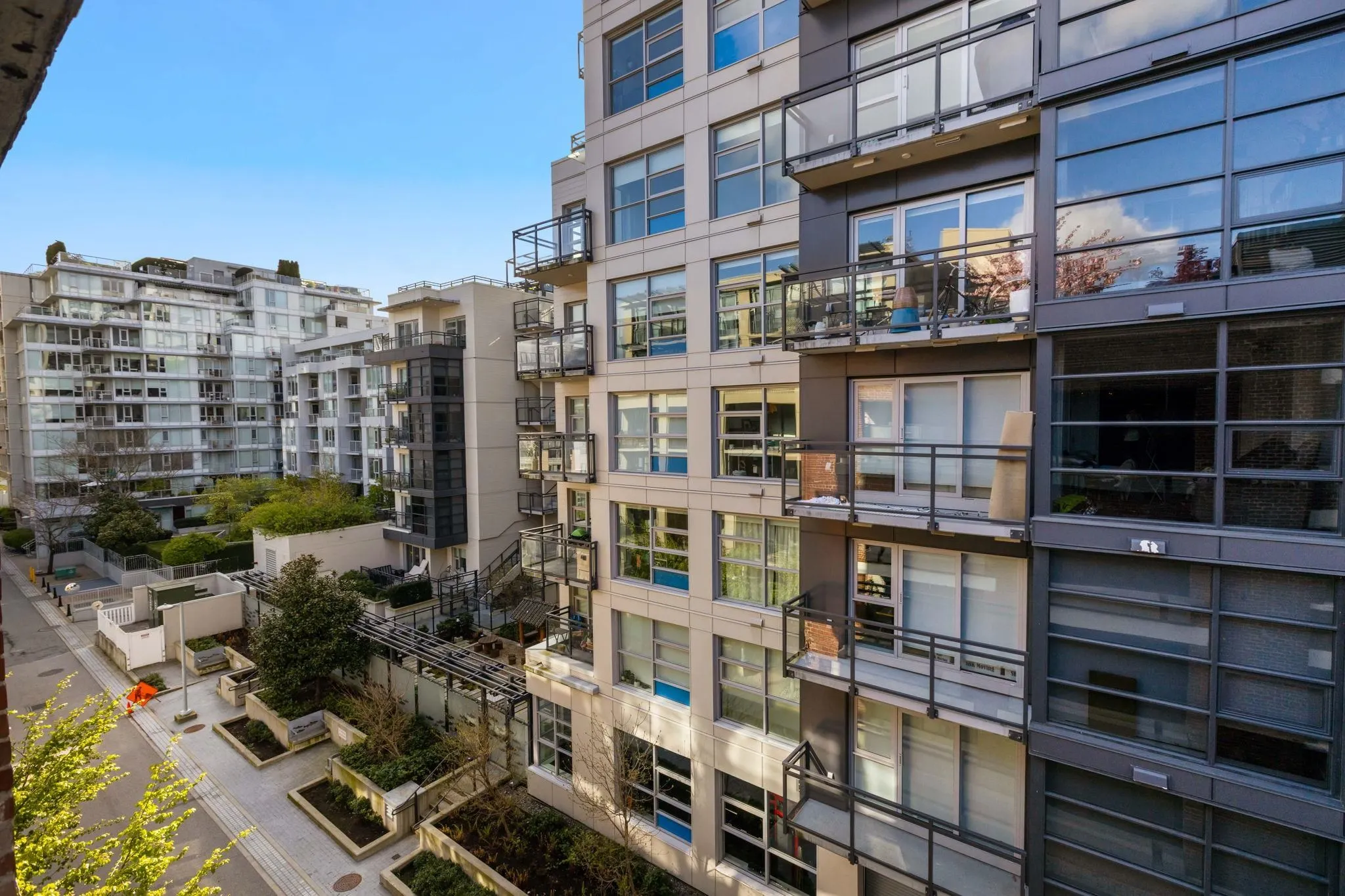 388 W 1st Avenue #410