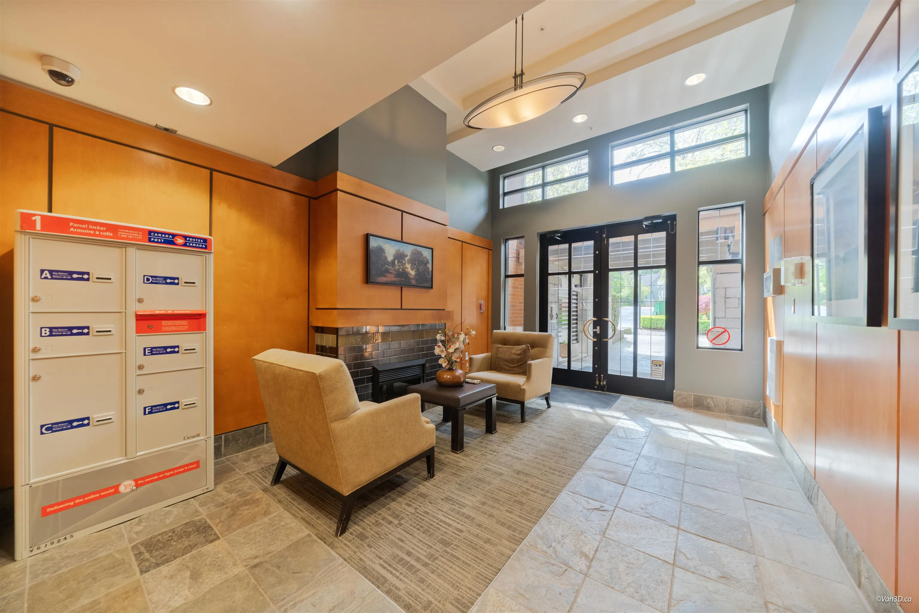 4883 Maclure Mews #404