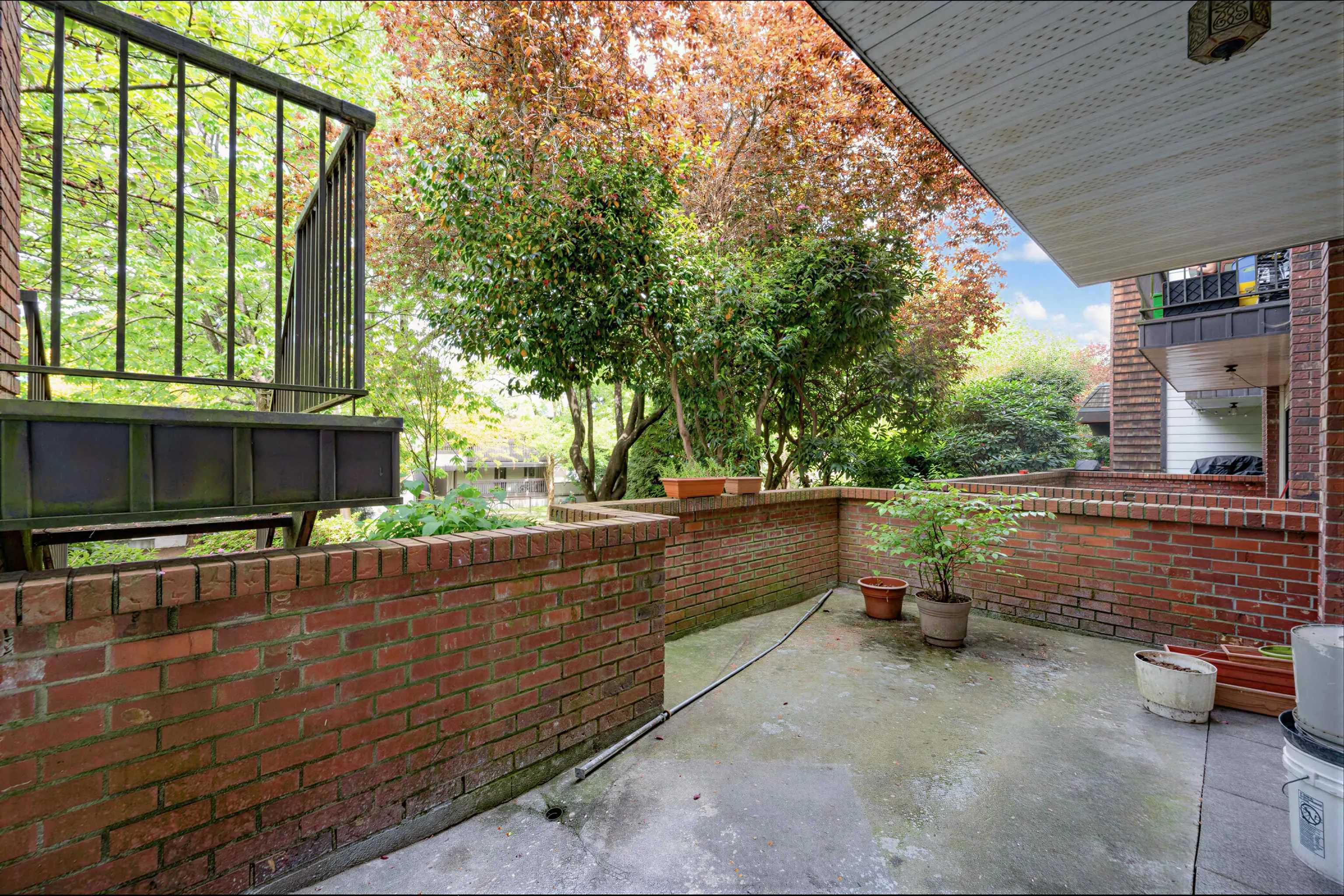 588 E 5 Avenue #111