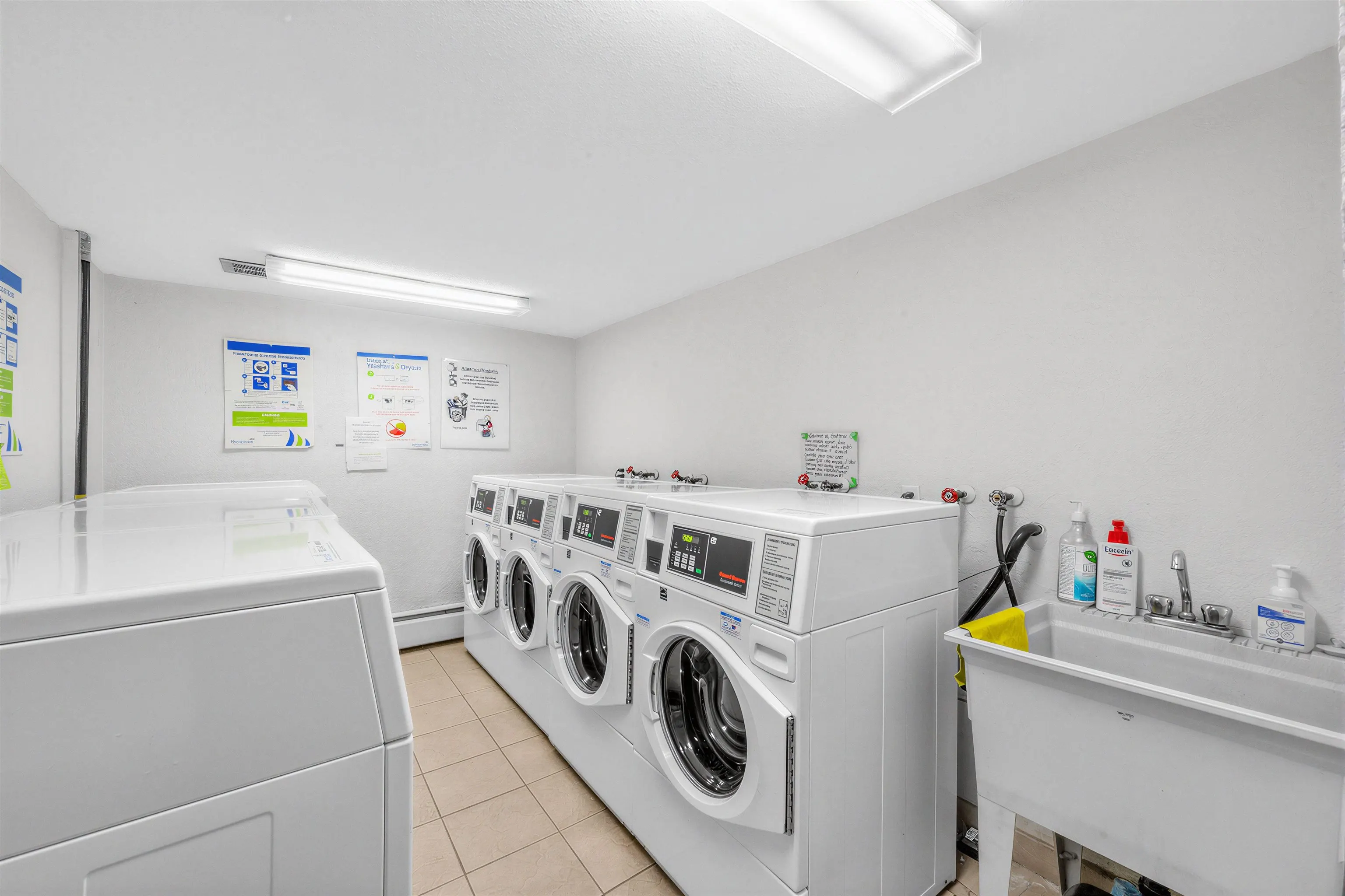 588 E 5 Avenue #111