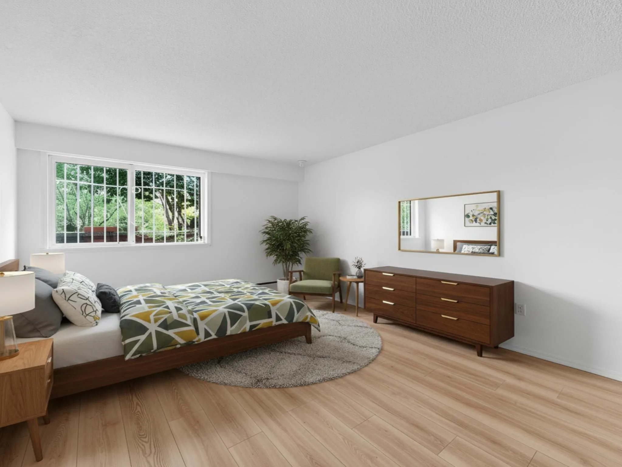 588 E 5 Avenue #111