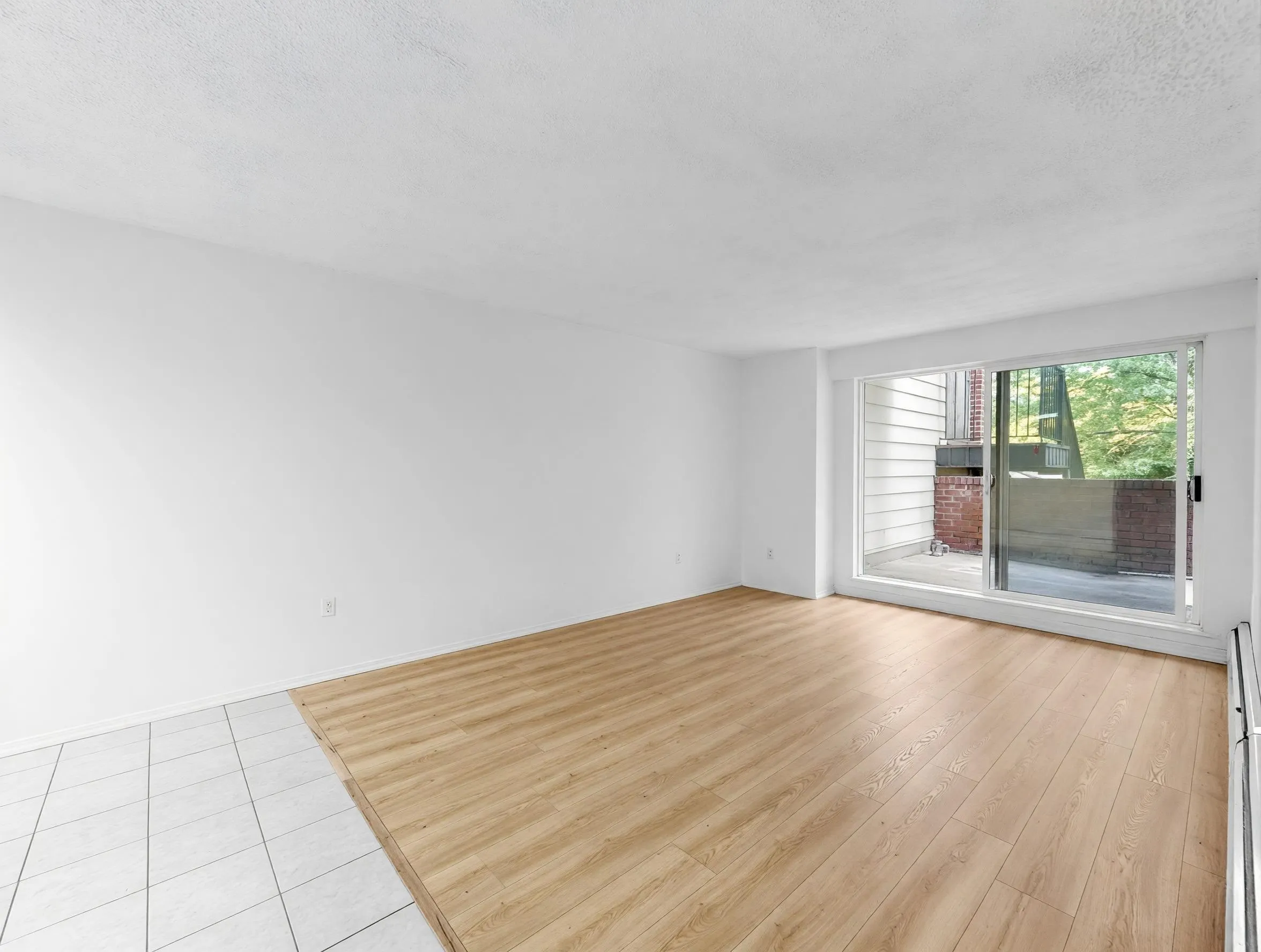 588 E 5 Avenue #111