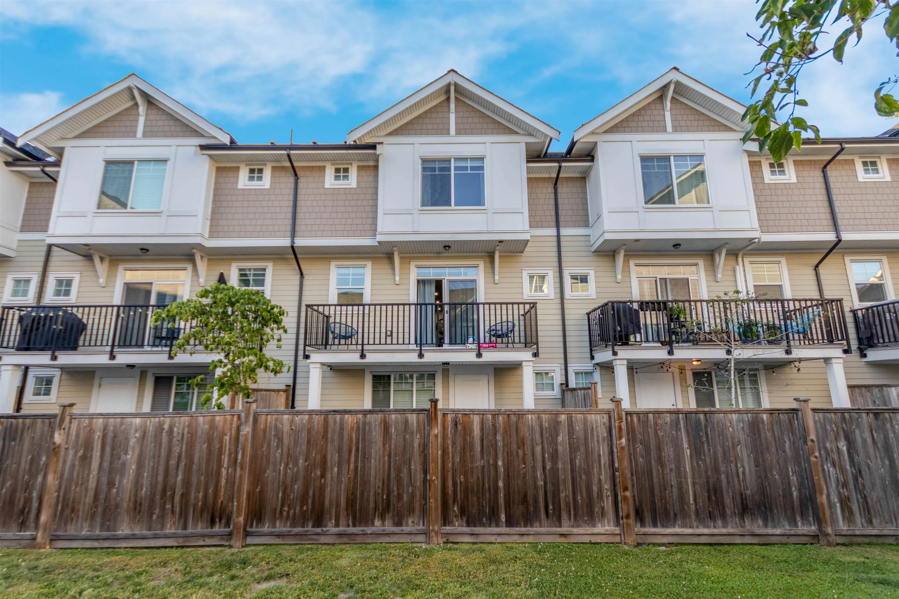 7056 192 Street #10
