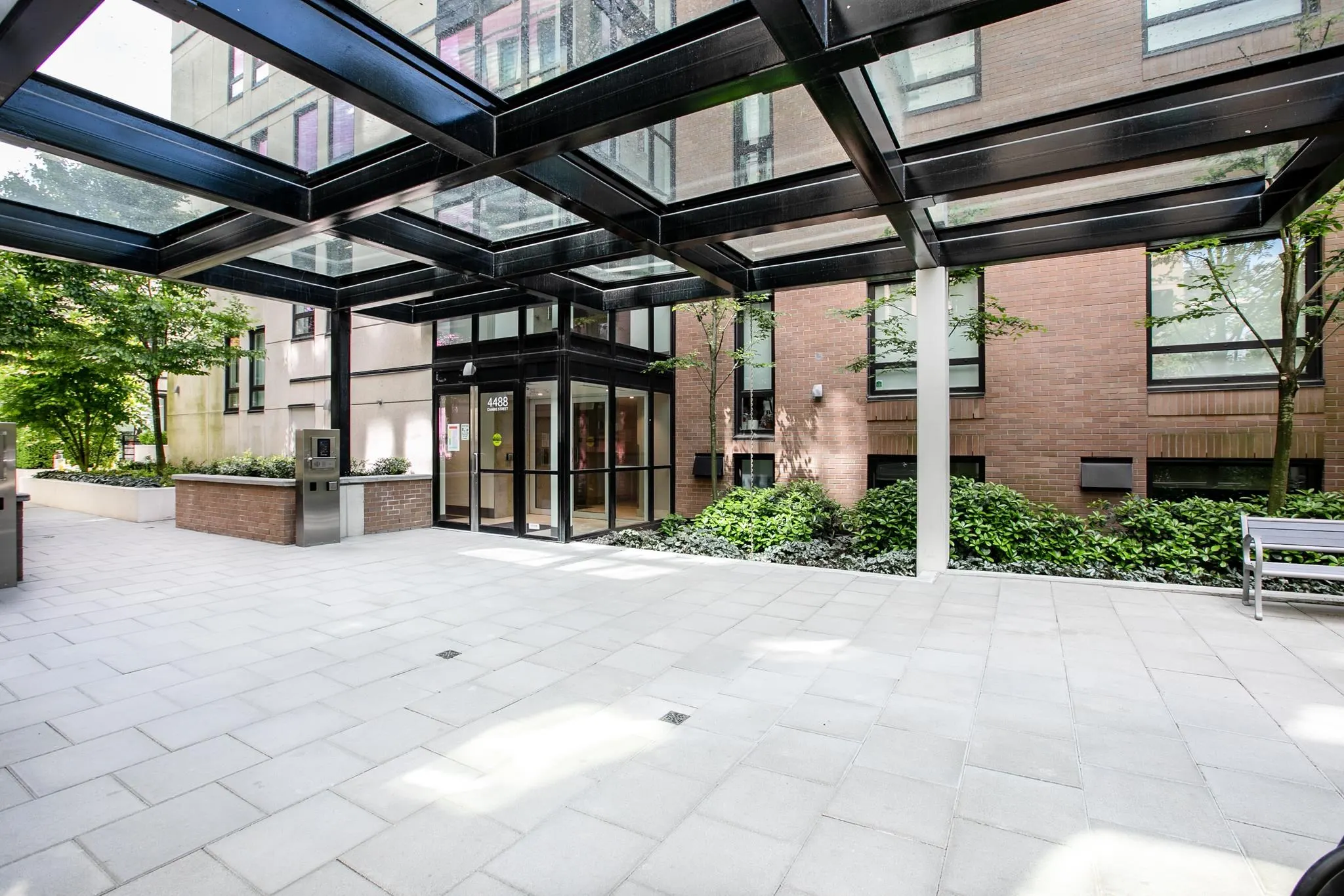 4488 Cambie Street #307