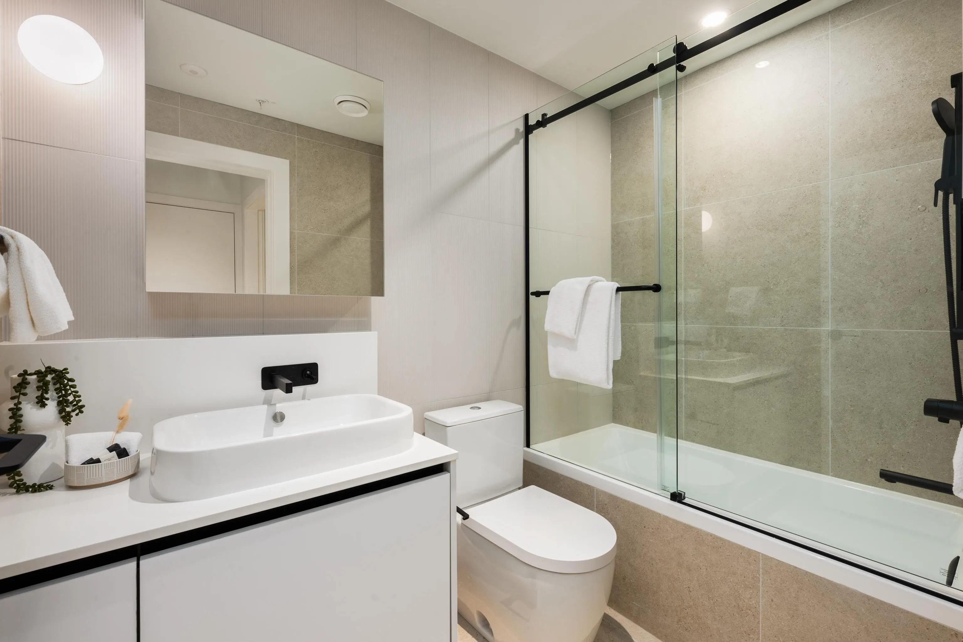 473 W 28th Avenue #134