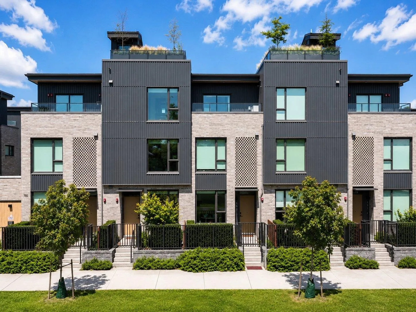 785 W 49th Avenue #153