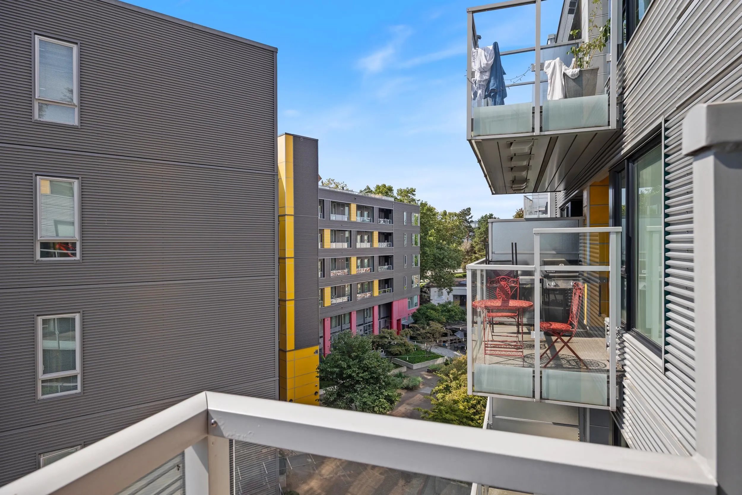 384 E 1st Avenue #619