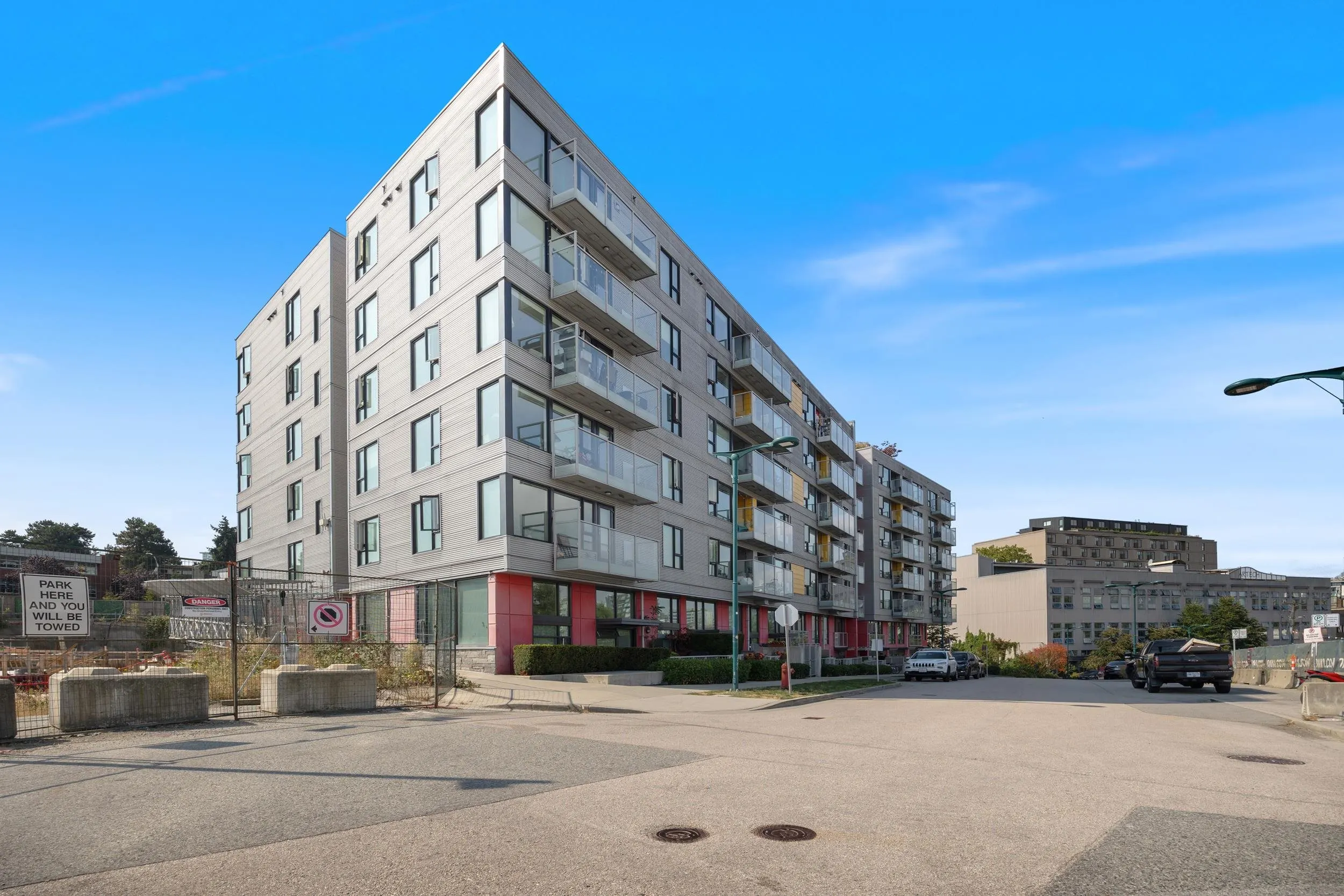 384 E 1st Avenue #619