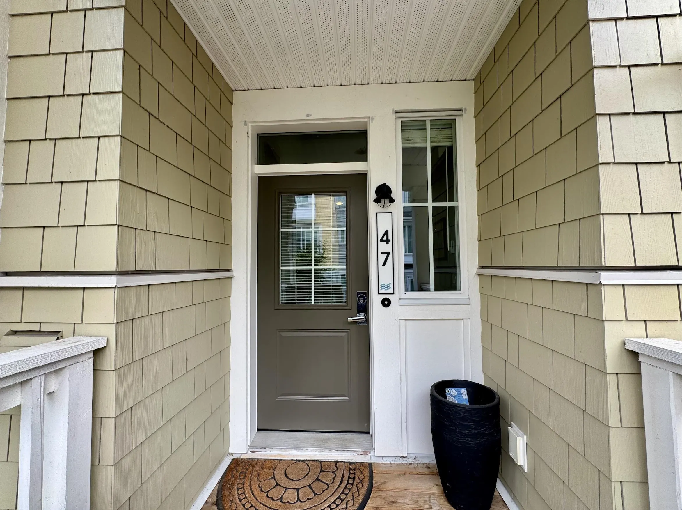 5551 Admiral Way #47